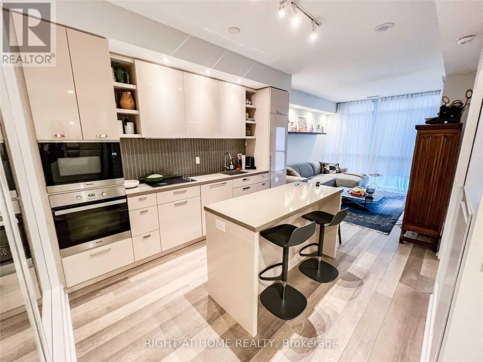 1106 - 32 Davenport Road, Toronto, Ontario  M5R 0B5 - Photo 11 - C12479615