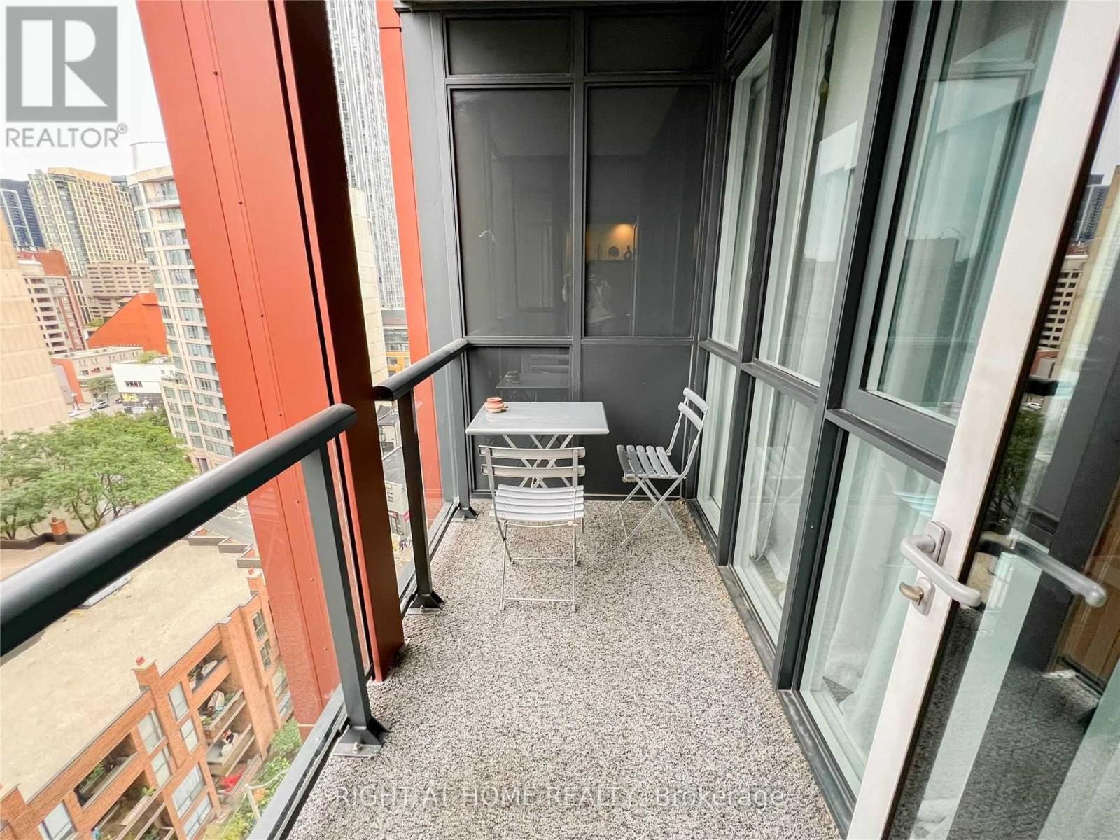 1106 - 32 Davenport Road, Toronto, Ontario  M5R 0B5 - Photo 23 - C12479615