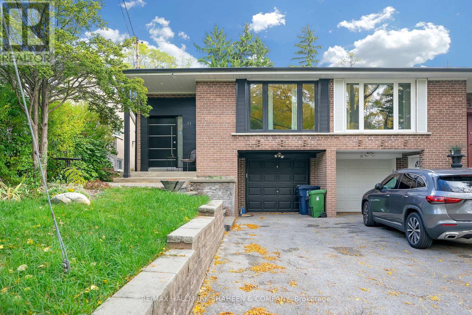 BSMT - 31 LOCHINVAR CRESCENT, Toronto, Ontario