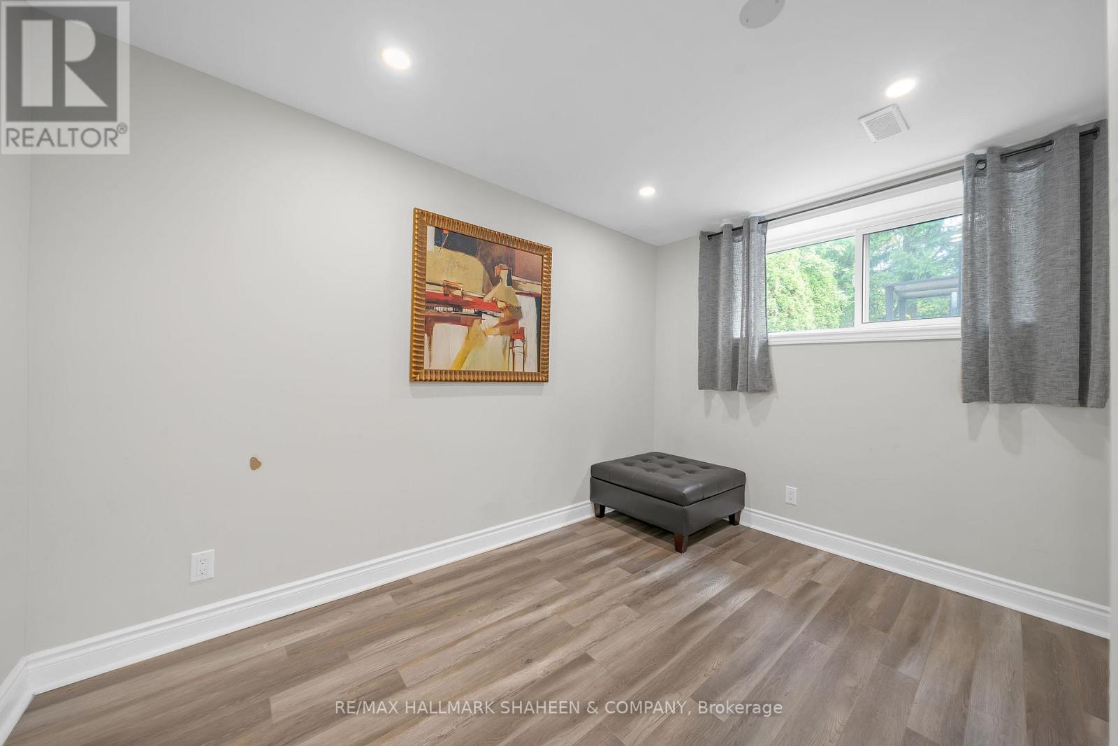Bsmt - 31 Lochinvar Crescent, Toronto, Ontario  M3A 3J9 - Photo 16 - C12479629