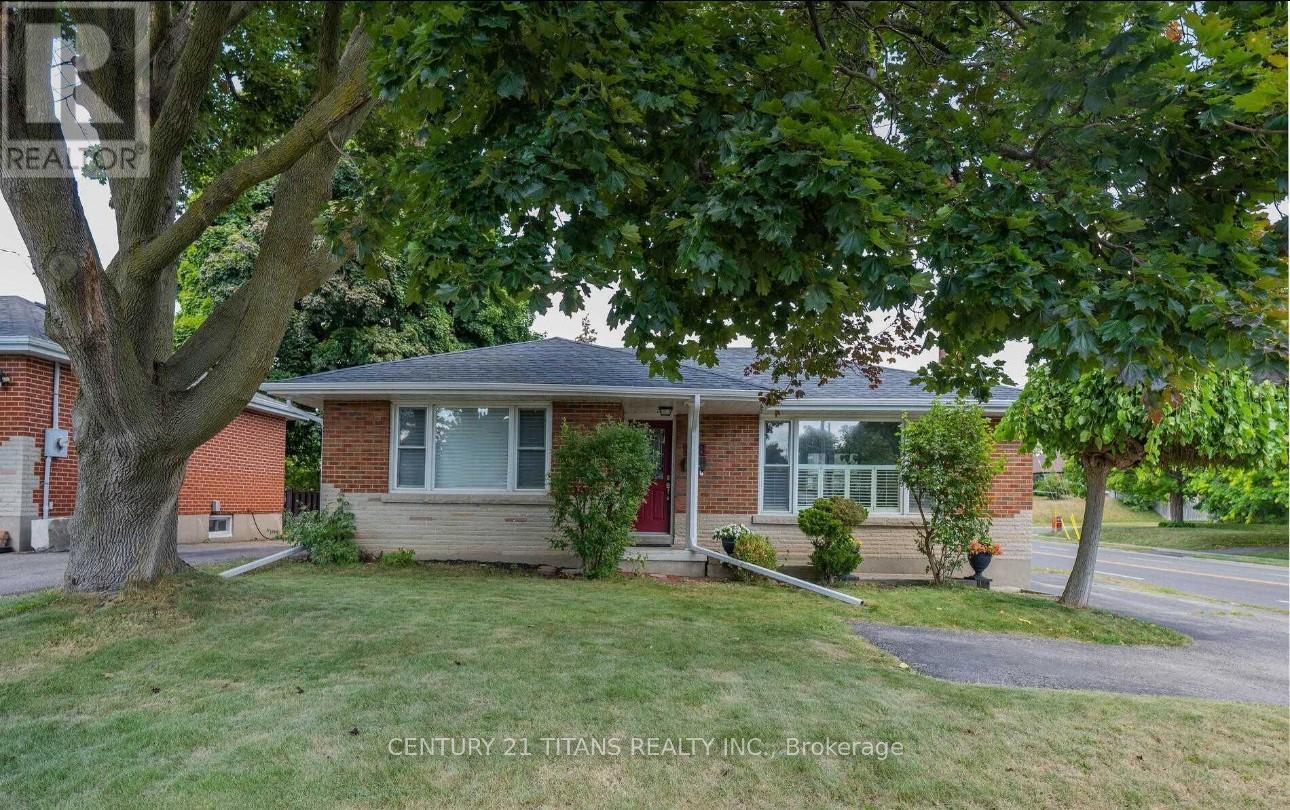 (Main) - 808 Eastglen Drive, Oshawa, Ontario  L1G 1H2 - Photo 2 - E12479618