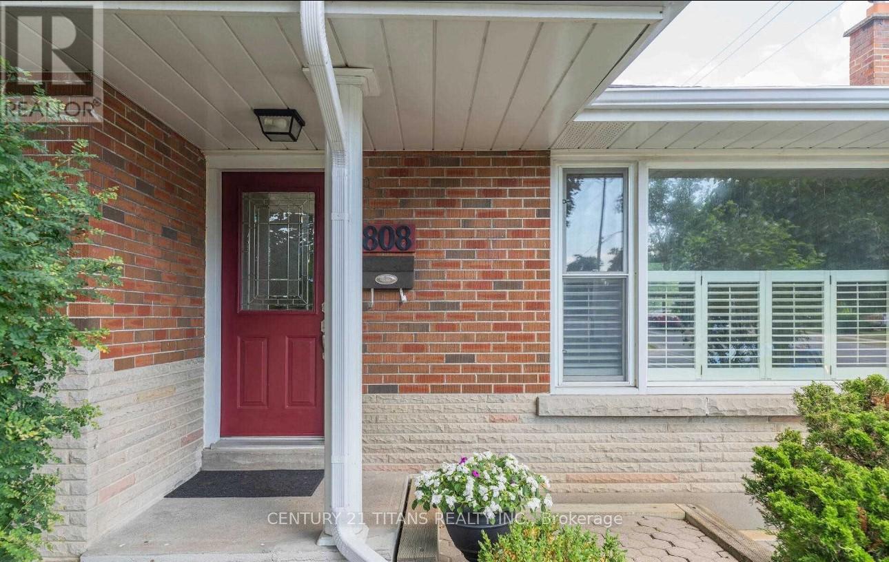 (Main) - 808 Eastglen Drive, Oshawa, Ontario  L1G 1H2 - Photo 4 - E12479618