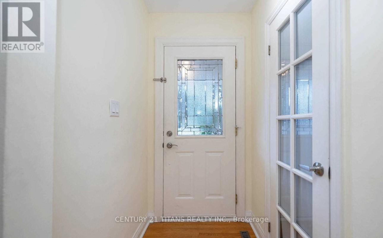 (Main) - 808 Eastglen Drive, Oshawa, Ontario  L1G 1H2 - Photo 5 - E12479618