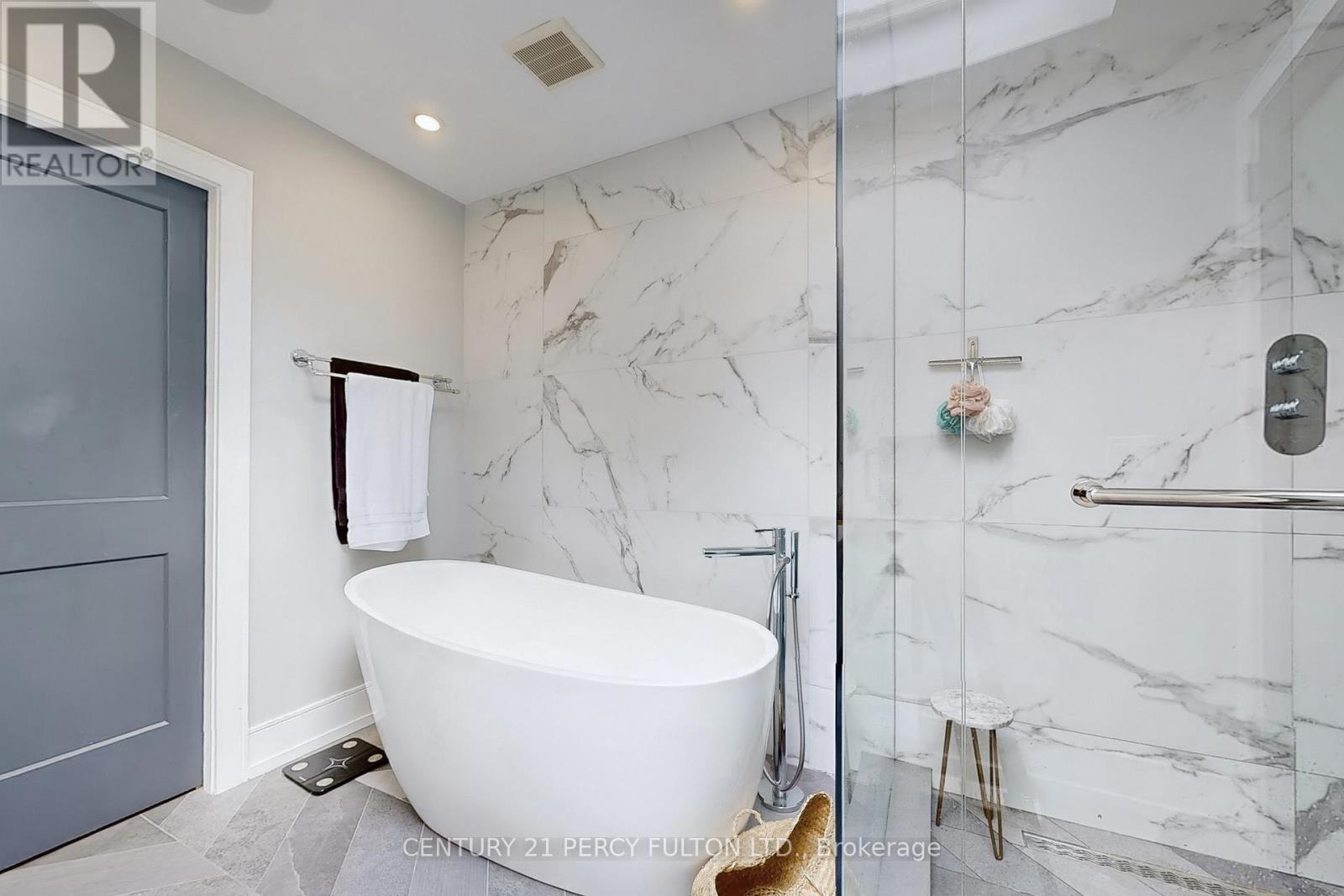 84 Wiley Avenue, Toronto, Ontario  M4J 3W6 - Photo 24 - E12479625