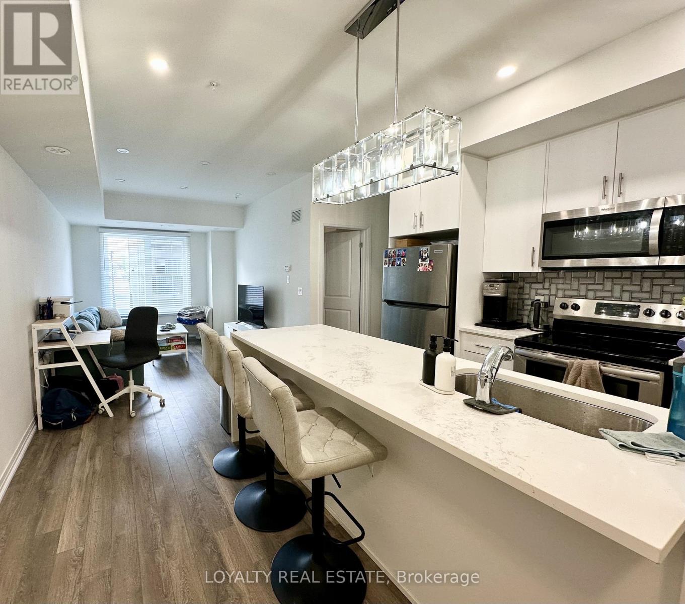 311 - 2635 William Jackson Drive, Pickering, Ontario  L1X 0L2 - Photo 4 - E12479626