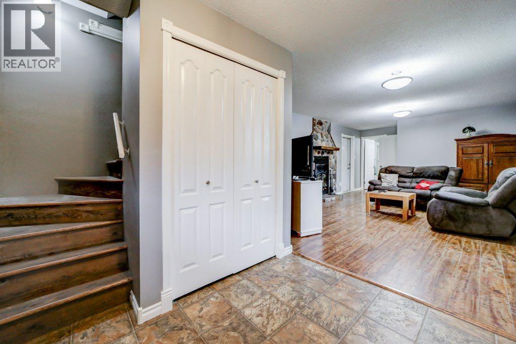 20725 23 Avenue, Bellevue, Alberta  T0K 0C0 - Photo 22 - A2247485