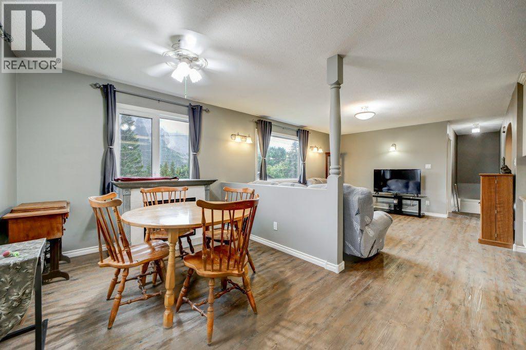 20725 23 Avenue, Bellevue, Alberta  T0K 0C0 - Photo 6 - A2247485