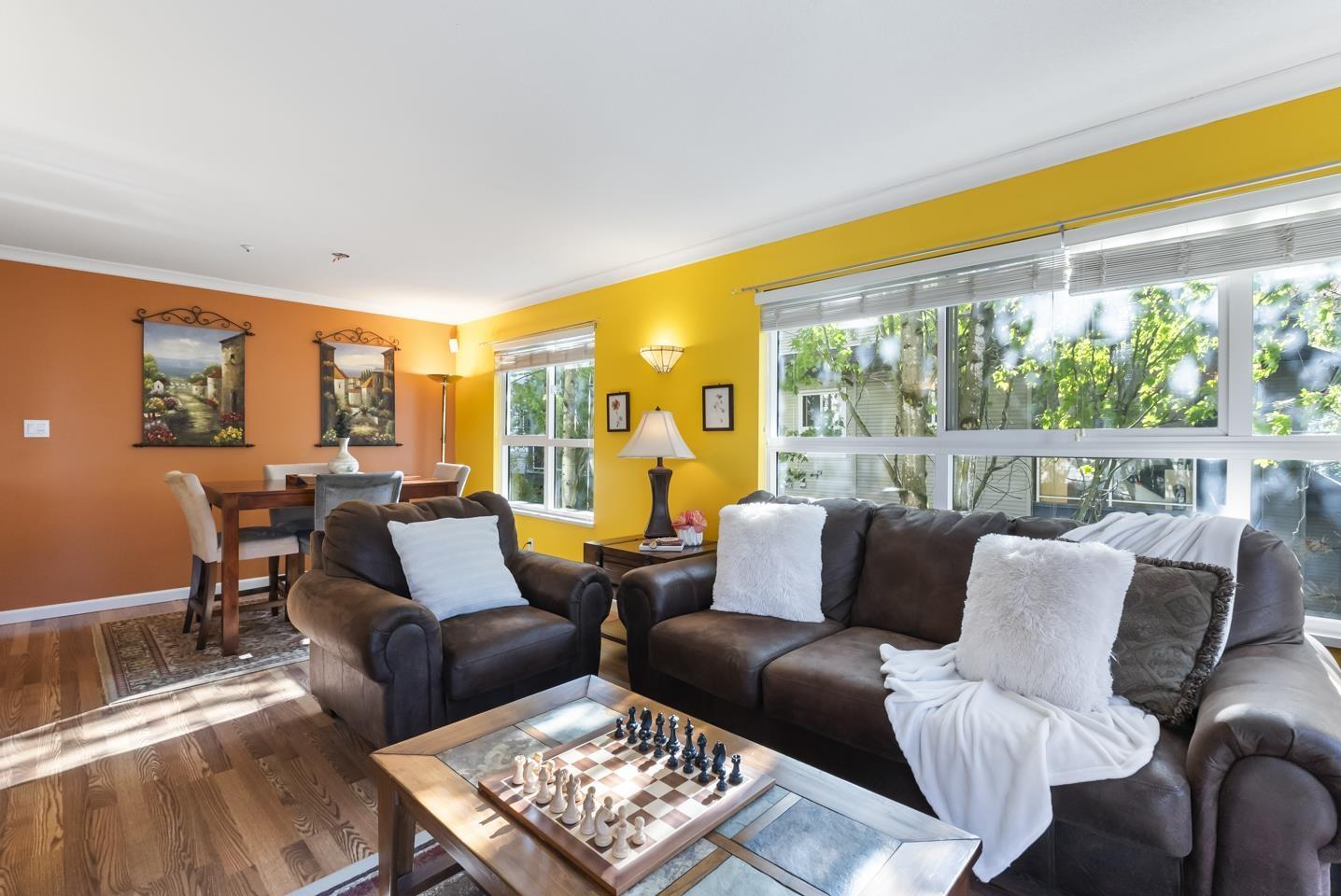 313 8139 121a Street, Surrey, British Columbia  V3W 0Z2 - Photo 3 - R3060106