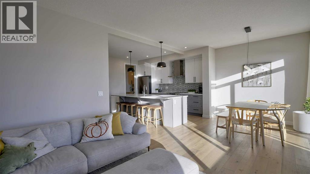 256 Precedence View, Cochrane, Alberta  T4C 3B4 - Photo 10 - A2264477