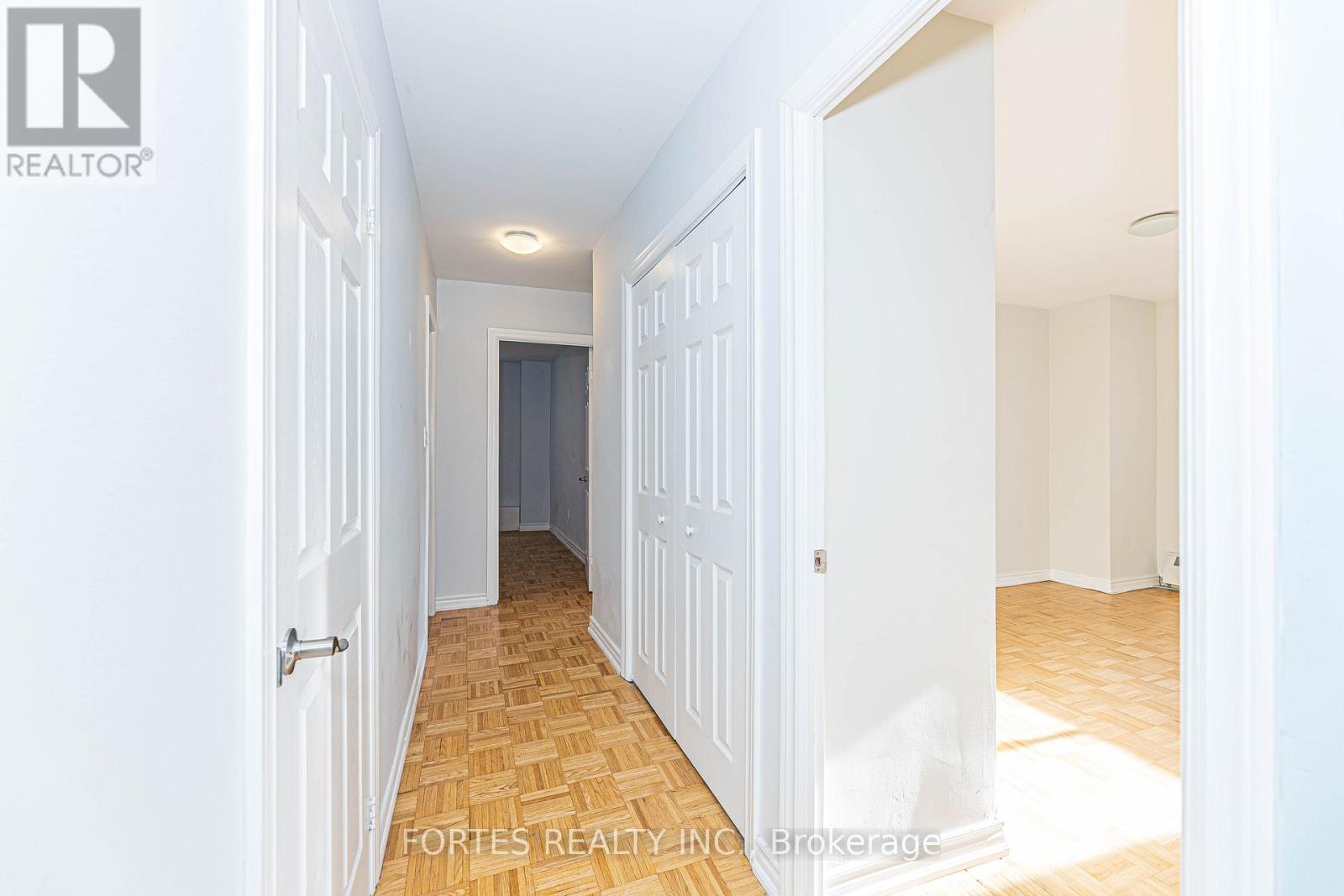 102 - 100 Coe Hill Drive, Toronto, Ontario  M6S 3E1 - Photo 14 - W12479609