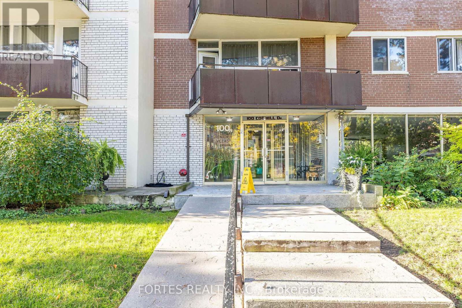 102 - 100 Coe Hill Drive, Toronto, Ontario  M6S 3E1 - Photo 2 - W12479609
