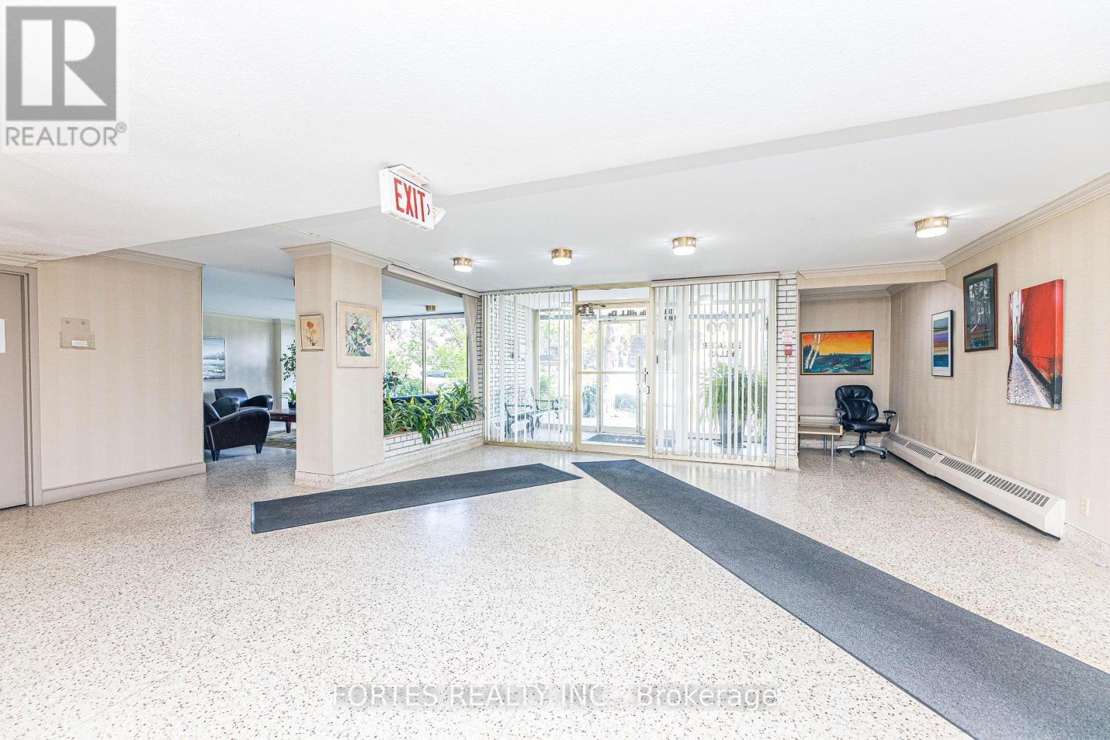 102 - 100 Coe Hill Drive, Toronto, Ontario  M6S 3E1 - Photo 3 - W12479609