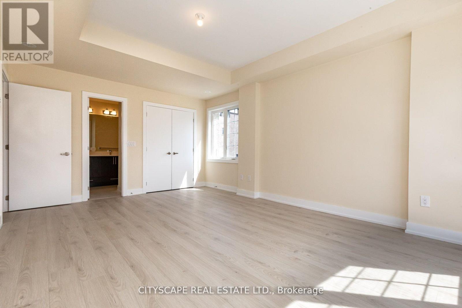 28 - 3 Elsie Lane, Toronto, Ontario  M6P 0B8 - Photo 10 - W12479613