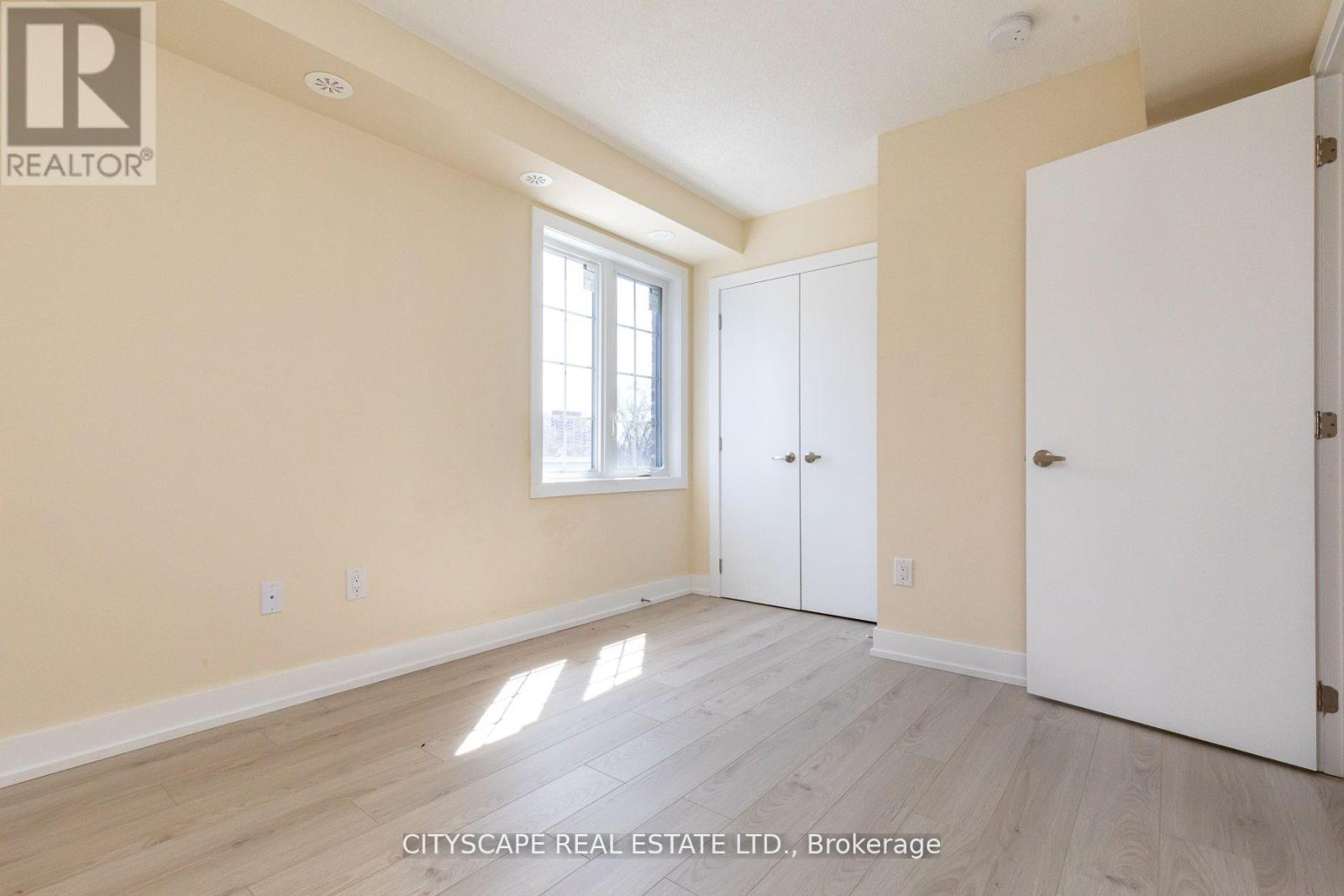 28 - 3 Elsie Lane, Toronto, Ontario  M6P 0B8 - Photo 13 - W12479613