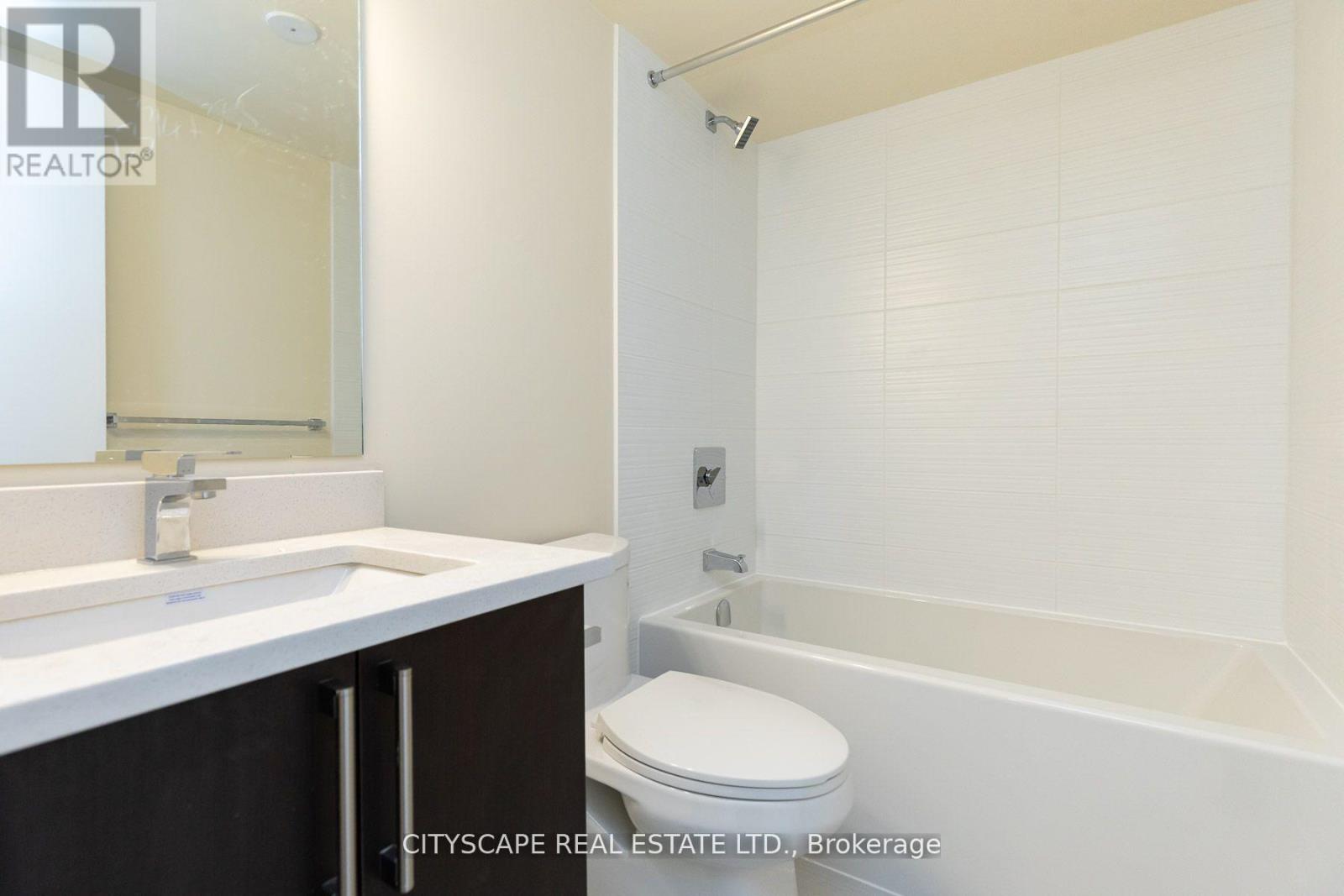 28 - 3 Elsie Lane, Toronto, Ontario  M6P 0B8 - Photo 15 - W12479613