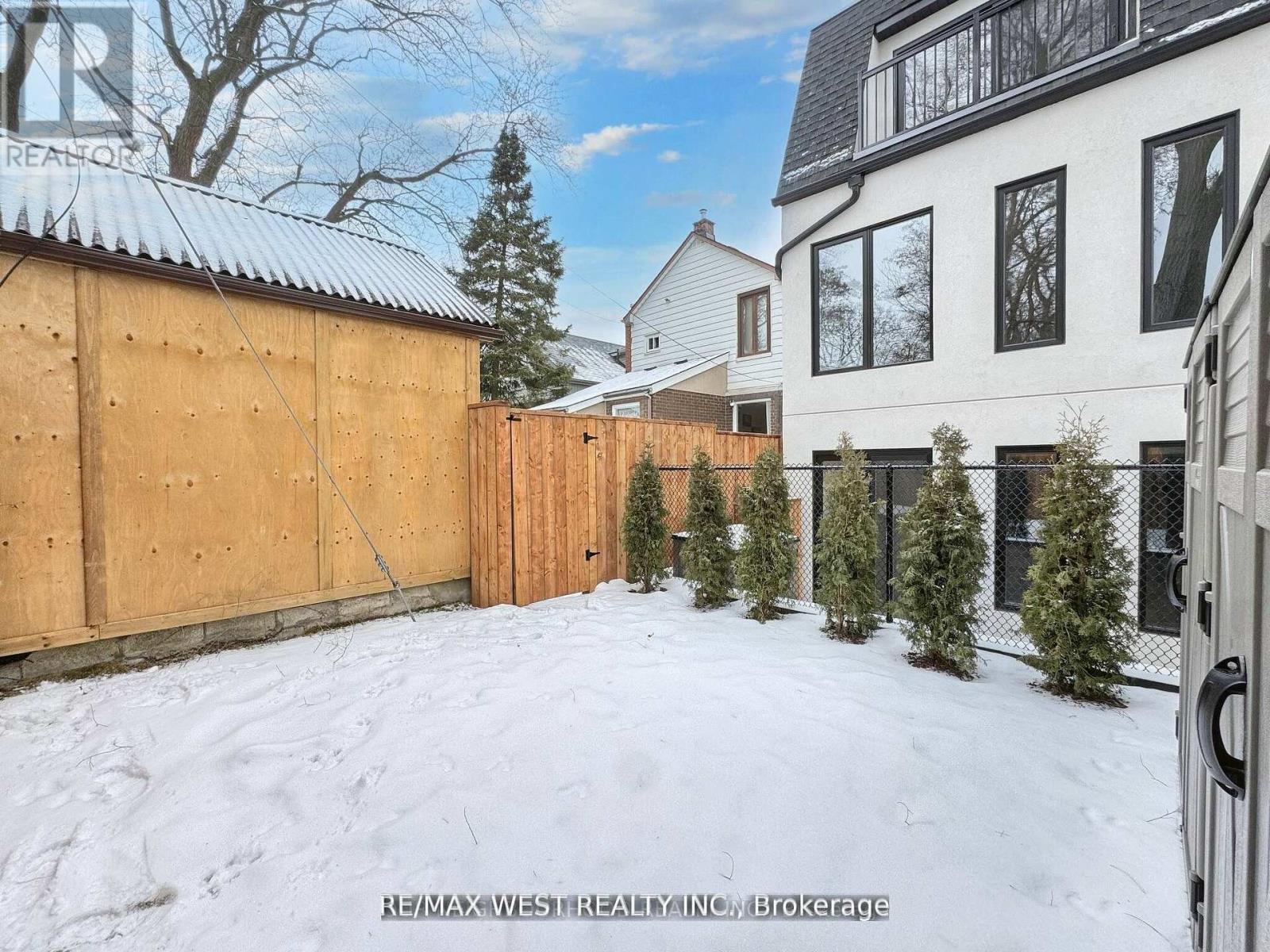 A - 49 Morningside Avenue, Toronto, Ontario  M6S 1C6 - Photo 19 - W12479642