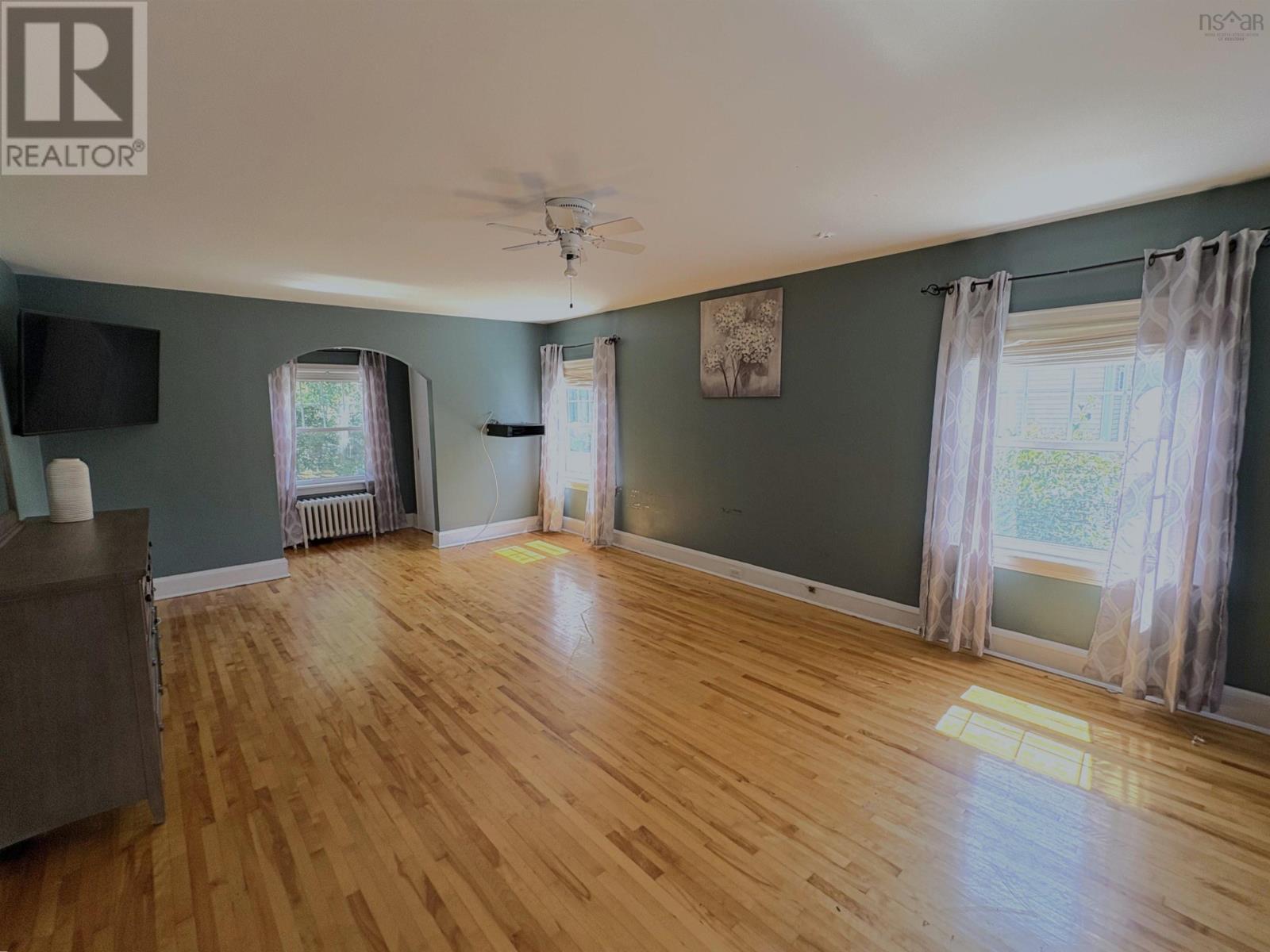 615 Kings Road, Sydney, Nova Scotia  B1S 1B8 - Photo 28 - 202524150