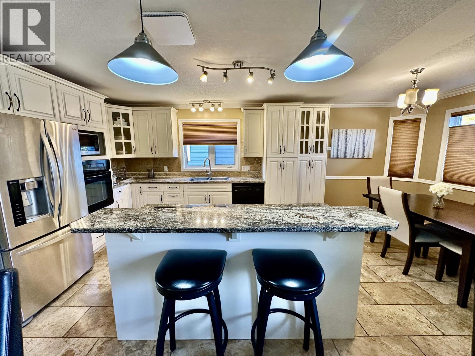 10504 114 Avenue, Fort St. John, British Columbia  V1J 6K9 - Photo 4 - R3057899