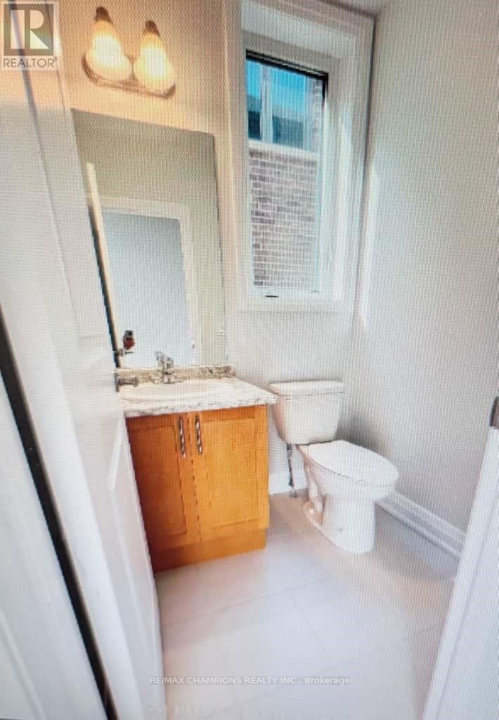 825 Knights Lane, Woodstock, Ontario  N4T 0P3 - Photo 14 - X12479637