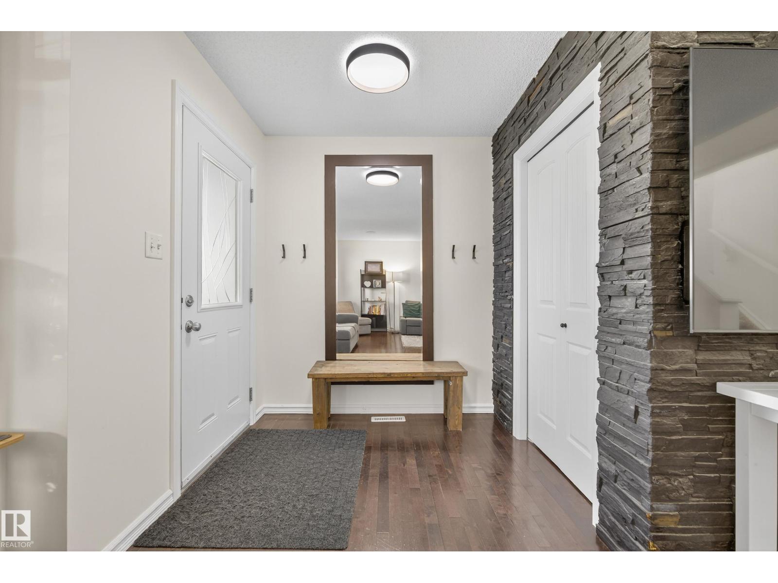 1119 36 Av Nw, Edmonton, Alberta  T6T 0E9 - Photo 2 - E4463288
