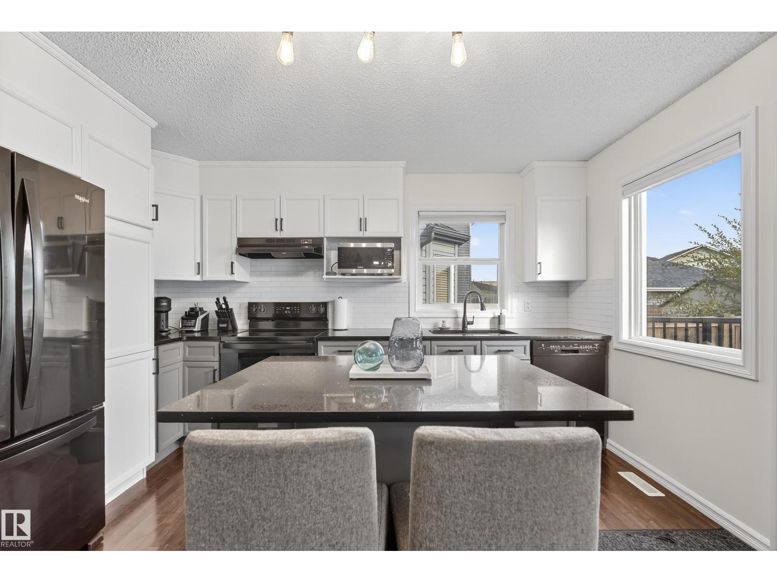 1119 36 Av Nw, Edmonton, Alberta  T6T 0E9 - Photo 5 - E4463288