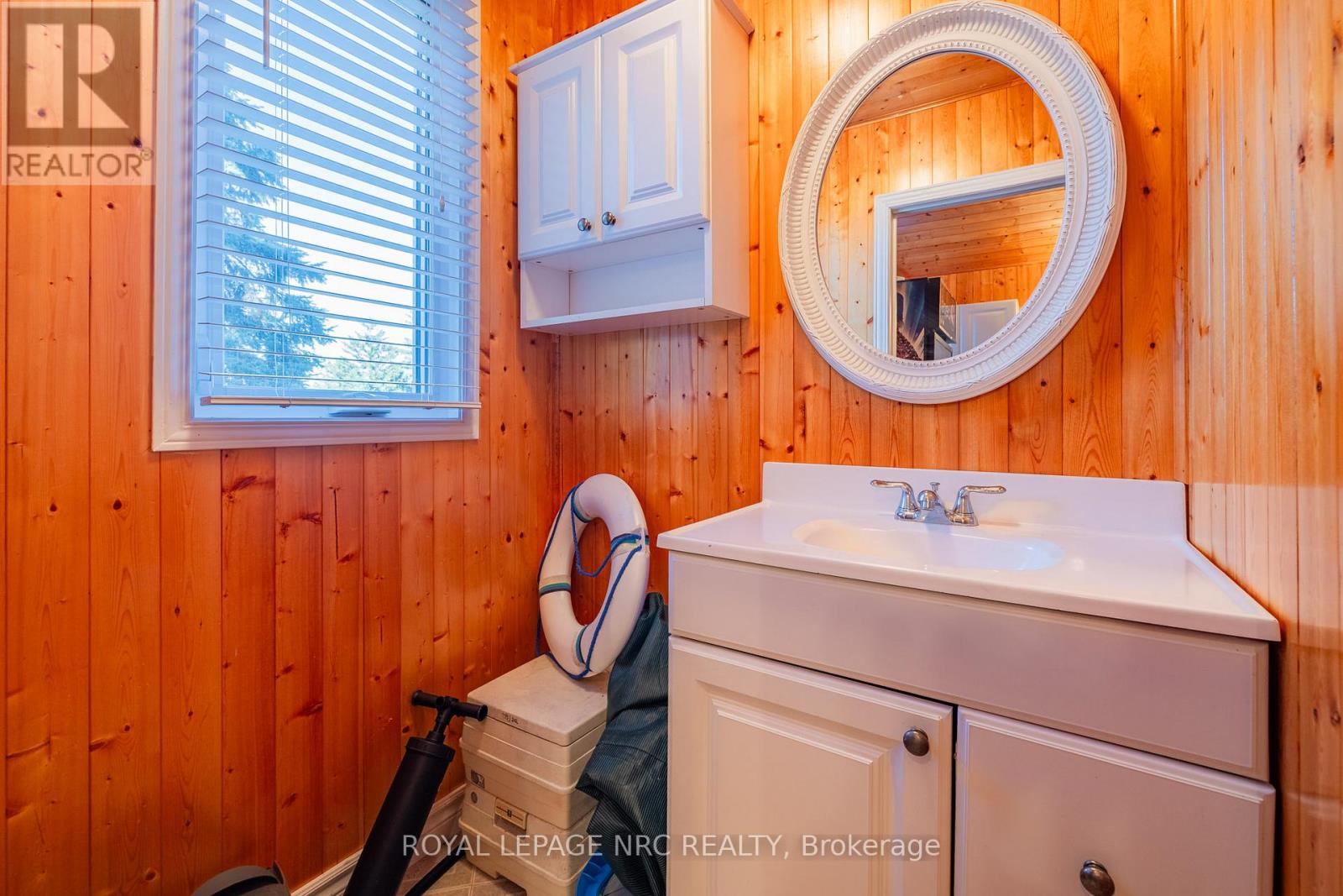 9 Shaldan Lane, Pelham, Ontario  L0S 1E0 - Photo 49 - X12479662