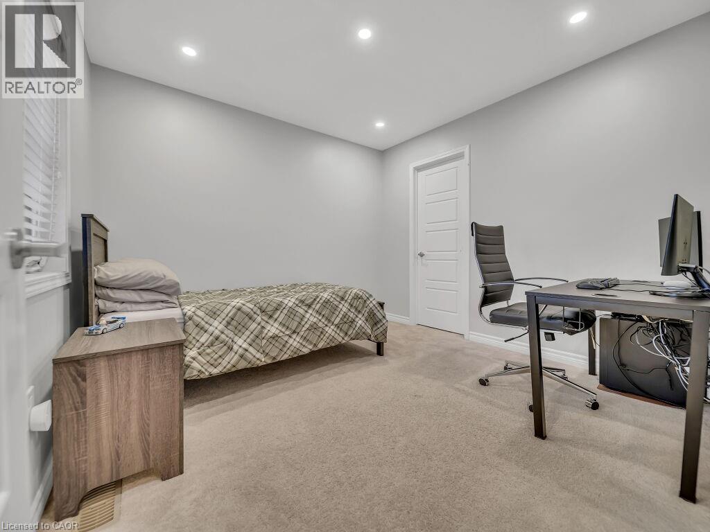 19 Pickett Place, Cambridge, Ontario  N3E 0B4 - Photo 31 - 40781815