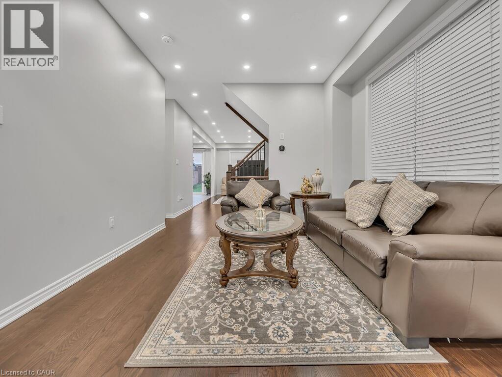 19 Pickett Place, Cambridge, Ontario  N3E 0B4 - Photo 9 - 40781815
