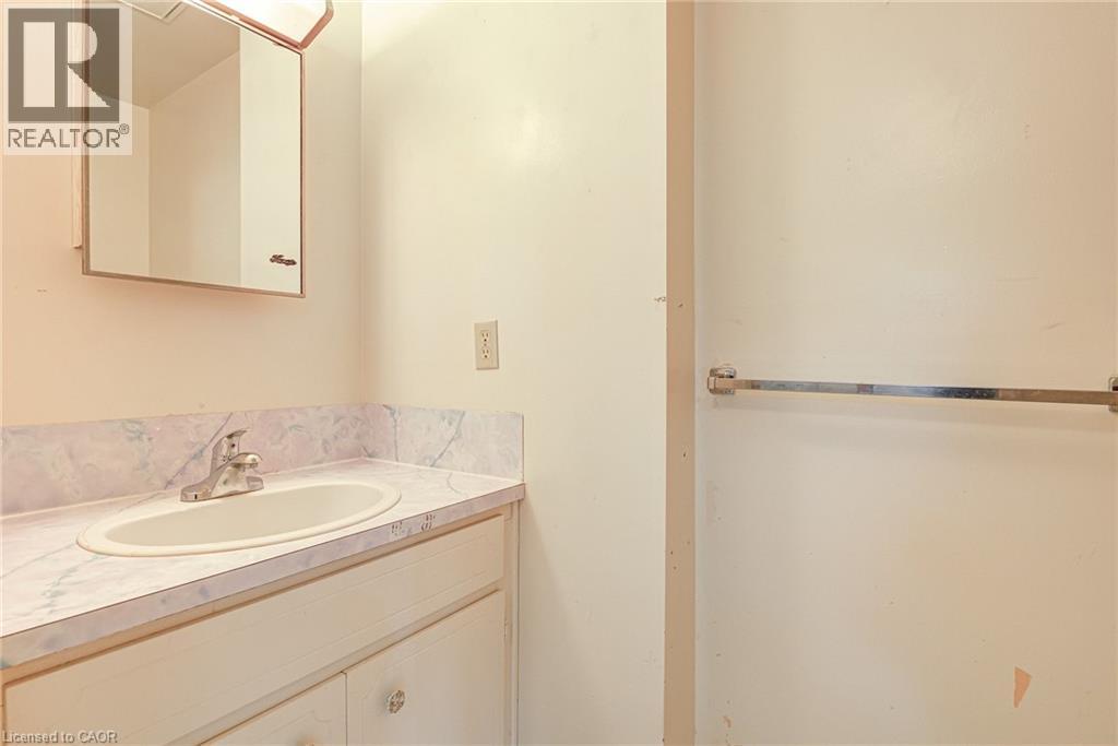 285 Sandowne Drive Unit# 9, Waterloo, Ontario  N2K 2C1 - Photo 17 - 40781534