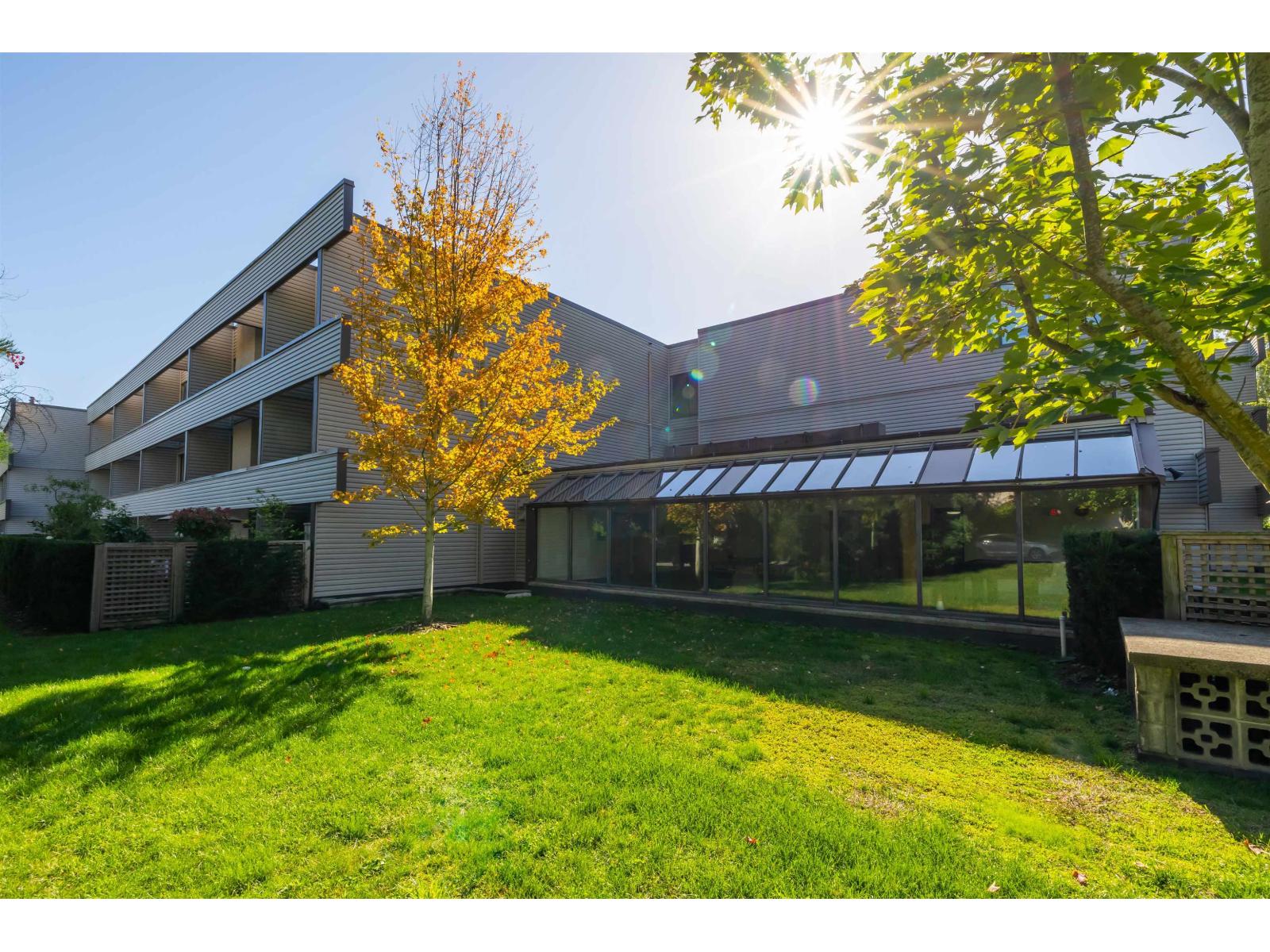 217 15275 19 Avenue, Surrey, British Columbia  V4A 1X6 - Photo 2 - R3060843