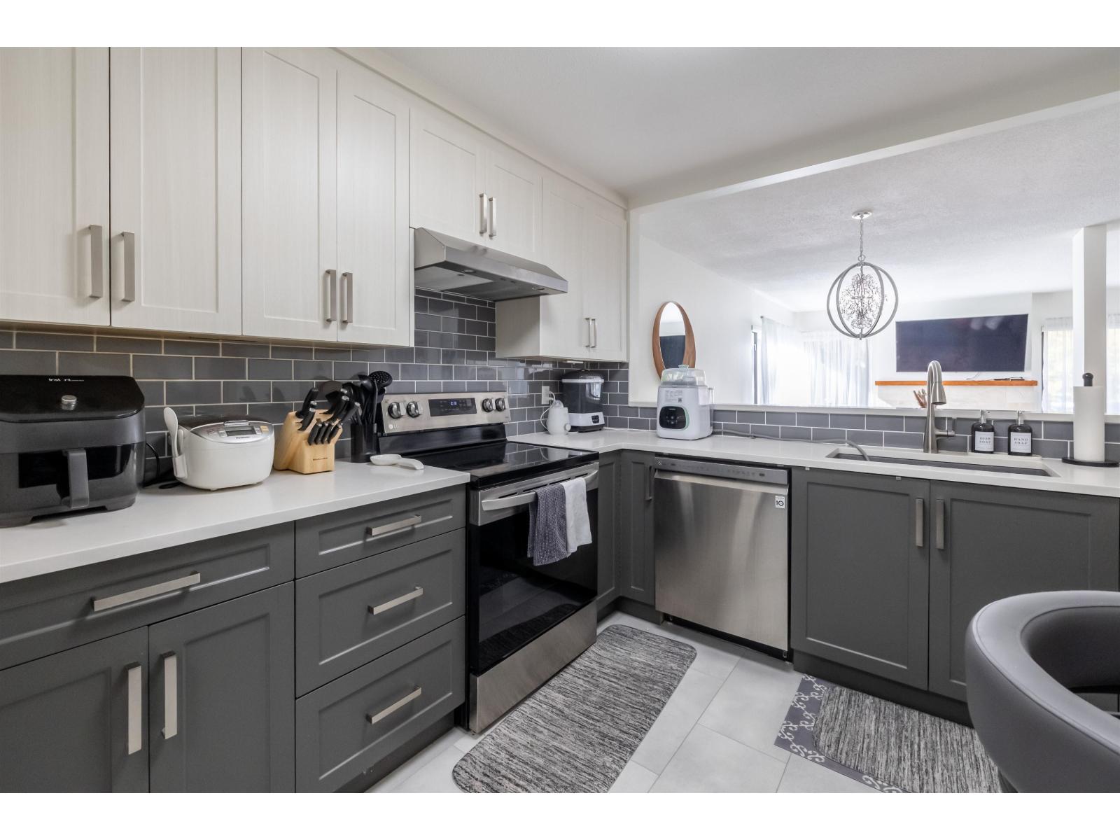 217 15275 19 Avenue, Surrey, British Columbia  V4A 1X6 - Photo 13 - R3060843