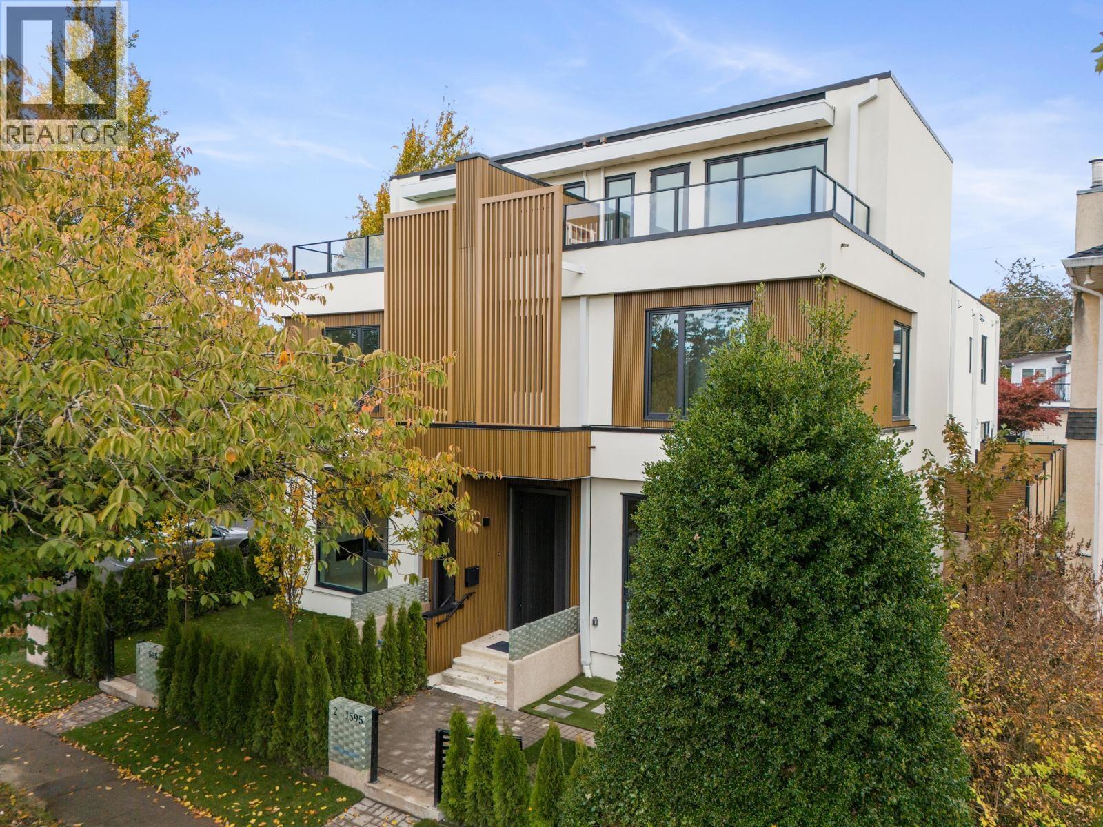 2 1595 W 66th Avenue, Vancouver, British Columbia  V6P 2R8 - Photo 1 - R3060267