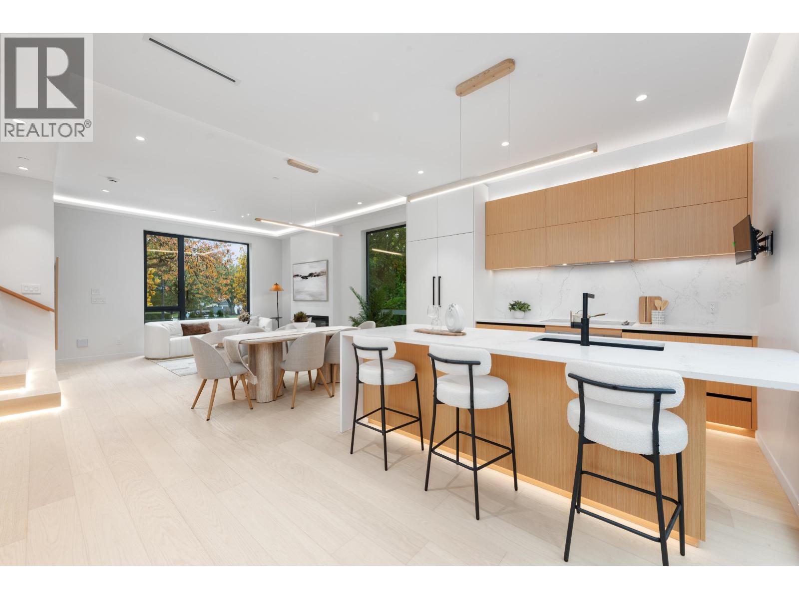 2 1595 W 66th Avenue, Vancouver, British Columbia  V6P 2R8 - Photo 11 - R3060267