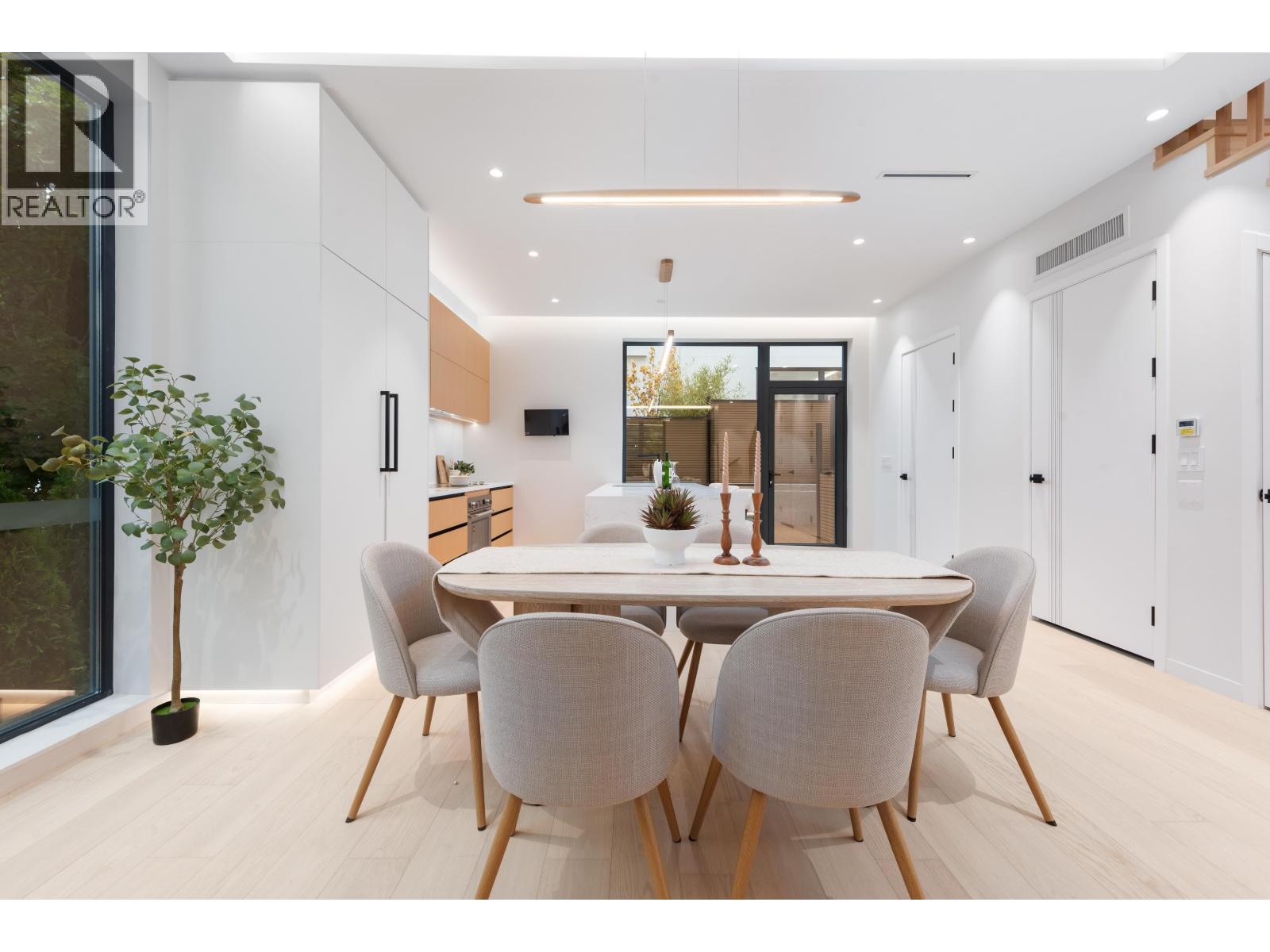 2 1595 W 66th Avenue, Vancouver, British Columbia  V6P 2R8 - Photo 10 - R3060267