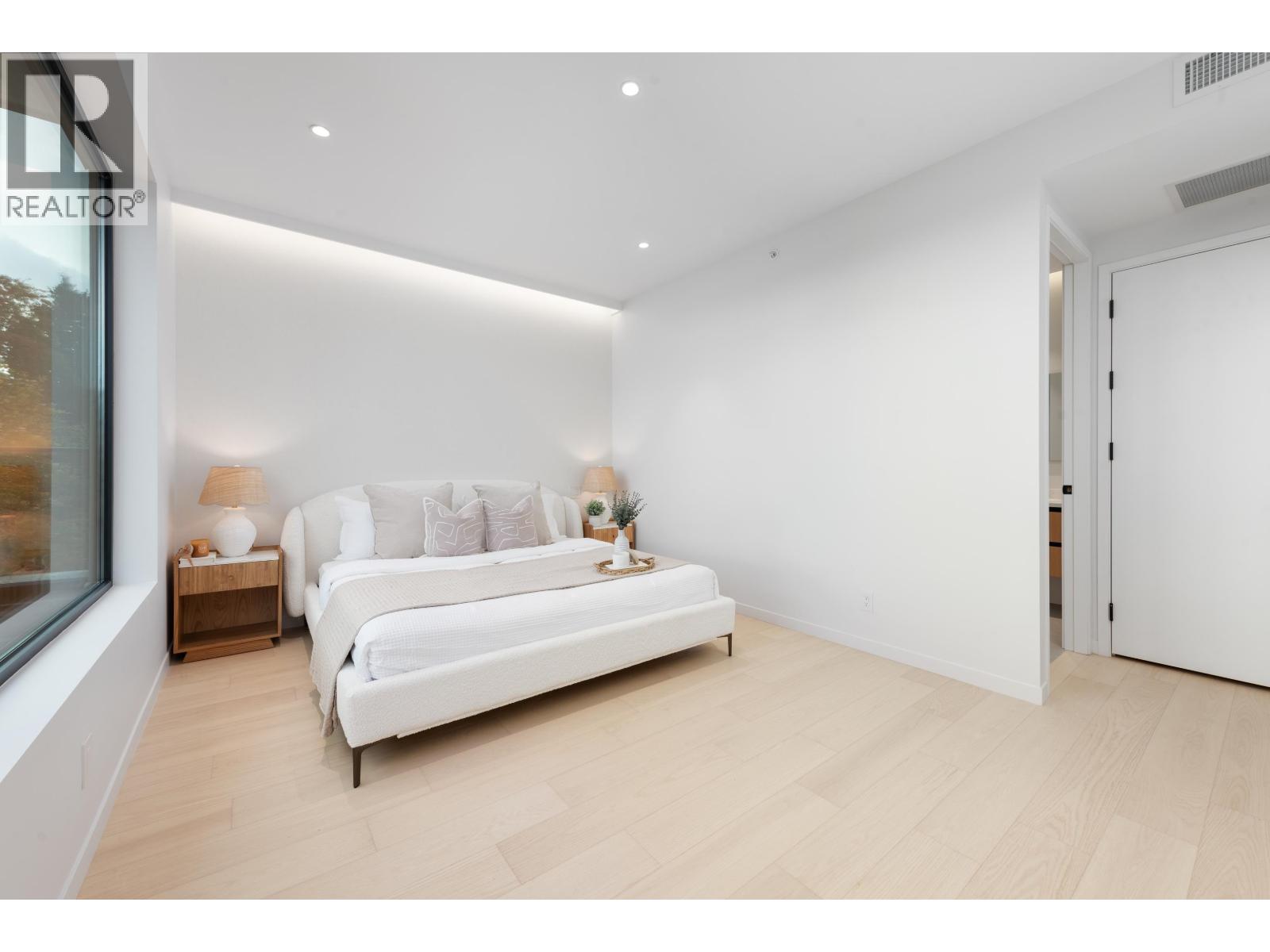2 1595 W 66th Avenue, Vancouver, British Columbia  V6P 2R8 - Photo 17 - R3060267
