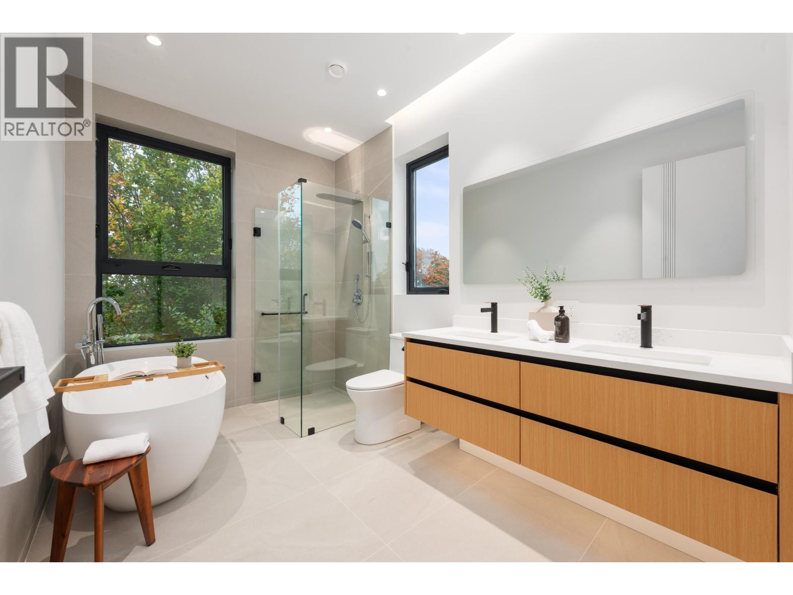 2 1595 W 66th Avenue, Vancouver, British Columbia  V6P 2R8 - Photo 19 - R3060267