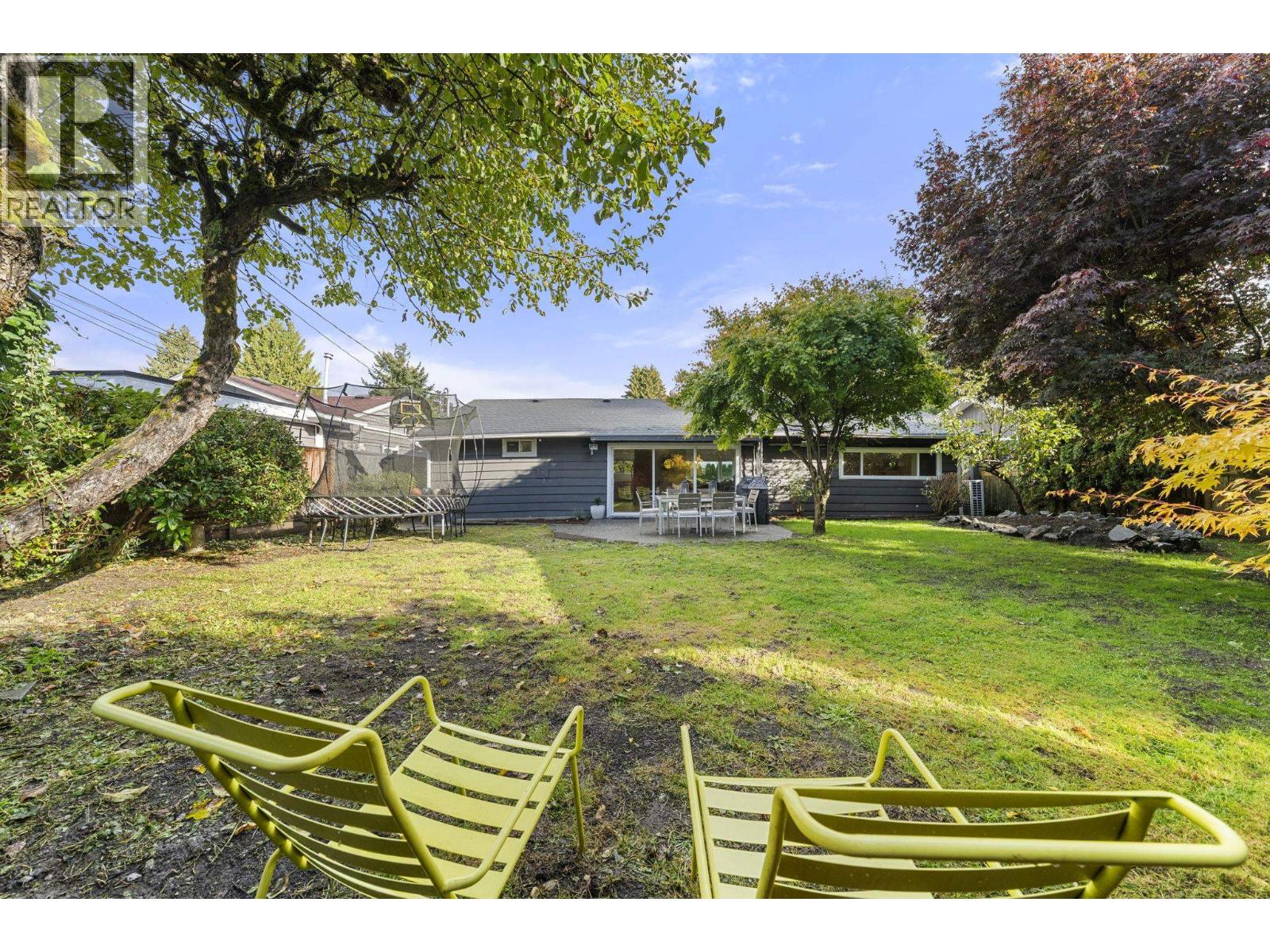 1155 Tatlow Avenue, North Vancouver, British Columbia  V7P 2Z4 - Photo 21 - R3061433