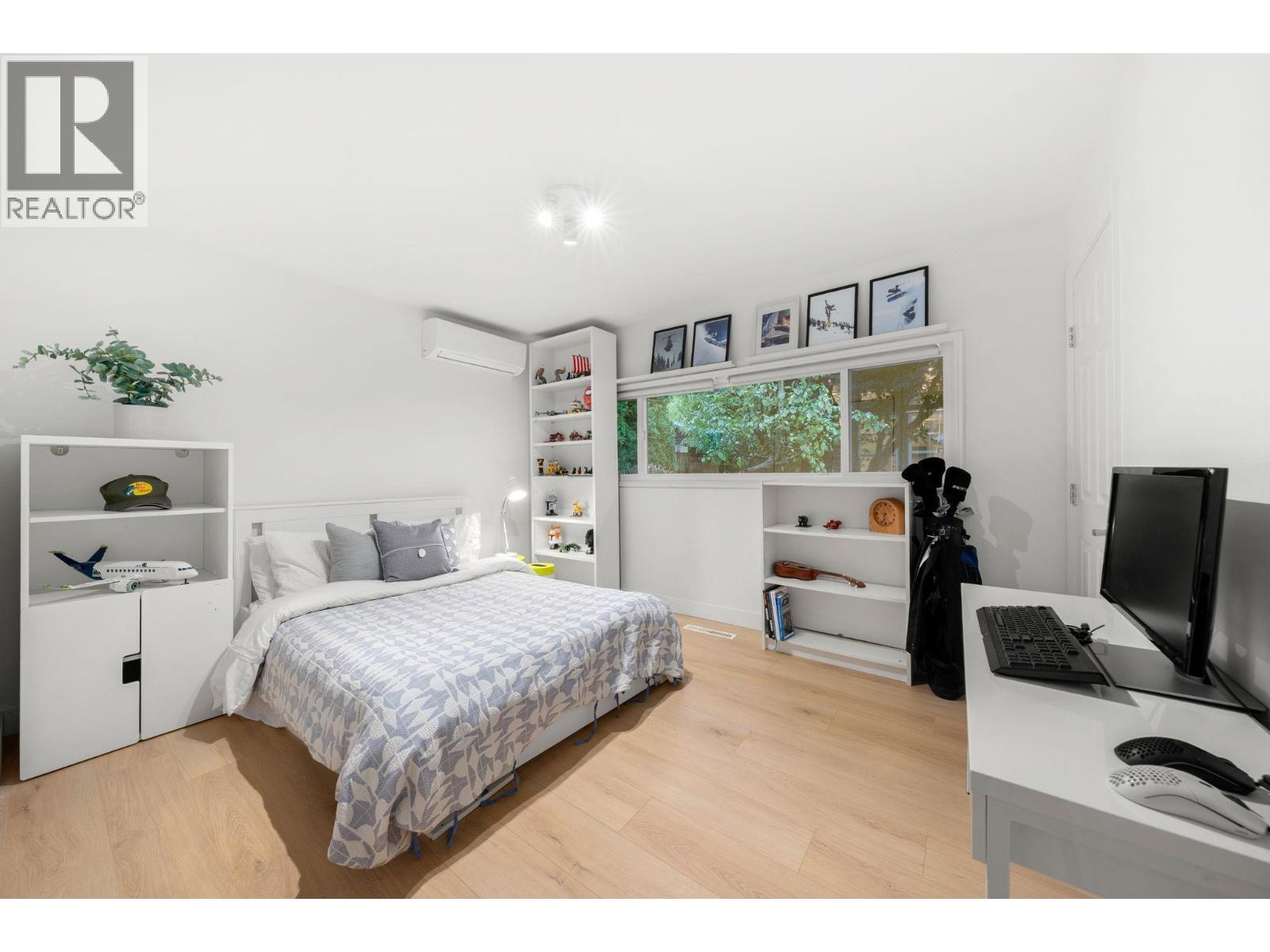 1155 Tatlow Avenue, North Vancouver, British Columbia  V7P 2Z4 - Photo 28 - R3061433