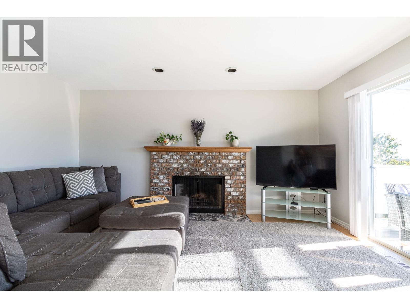 2658 Delahaye Drive, Coquitlam, British Columbia  V3B 7E7 - Photo 19 - R3061581