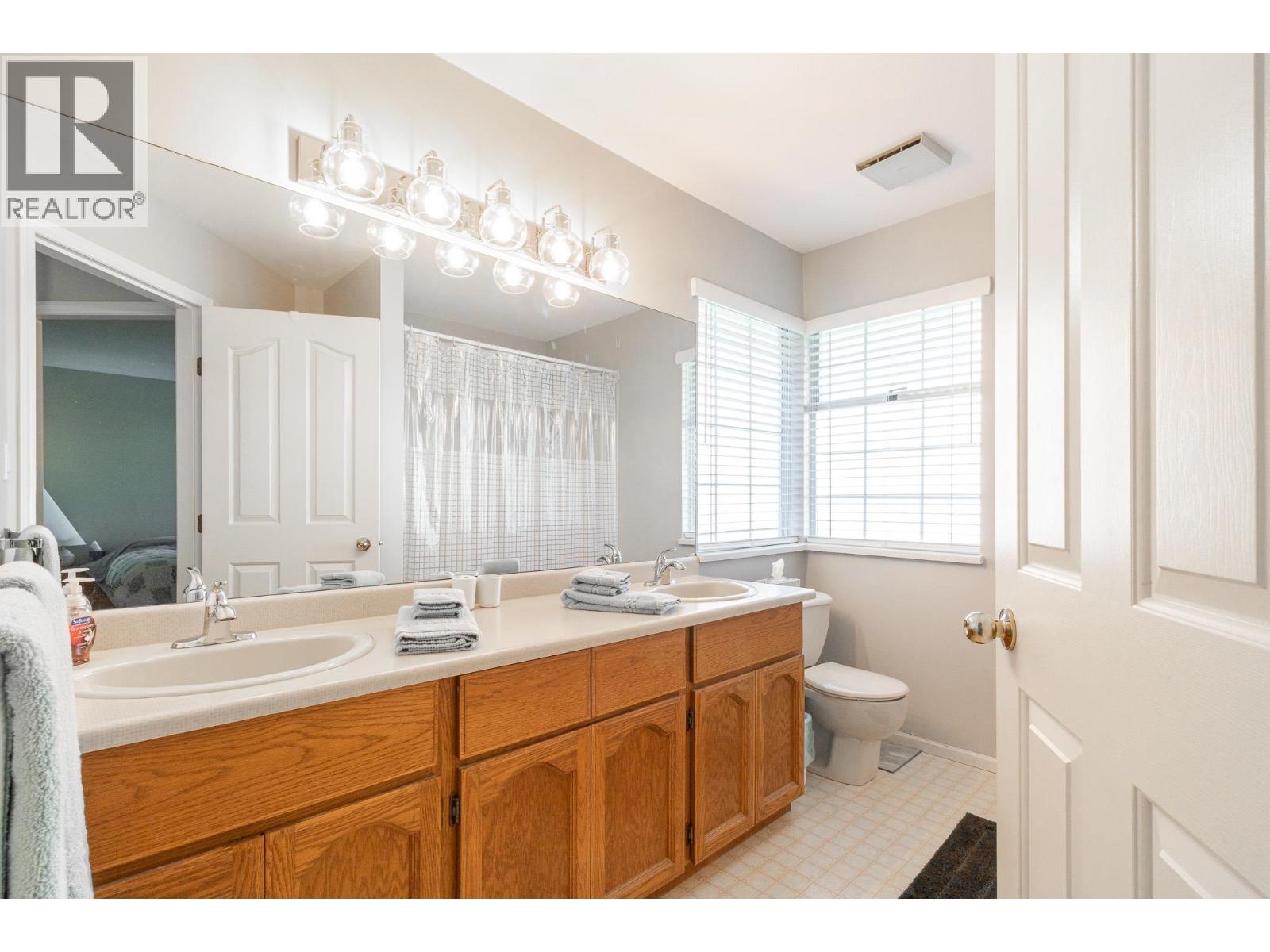 2658 Delahaye Drive, Coquitlam, British Columbia  V3B 7E7 - Photo 33 - R3061581