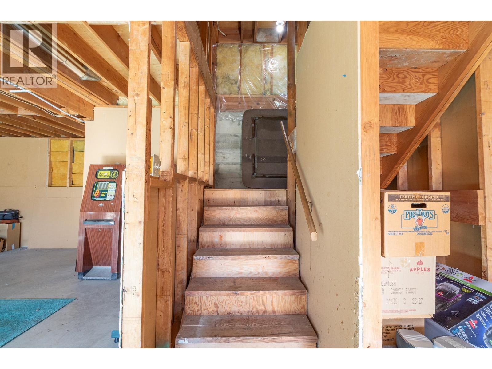 2658 Delahaye Drive, Coquitlam, British Columbia  V3B 7E7 - Photo 35 - R3061581