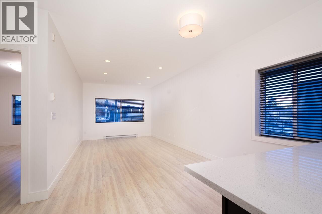 202 4548 Hastings Street, Burnaby, British Columbia  V5C 2K4 - Photo 12 - R3061576