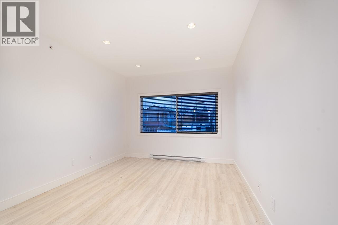 202 4548 Hastings Street, Burnaby, British Columbia  V5C 2K4 - Photo 15 - R3061576