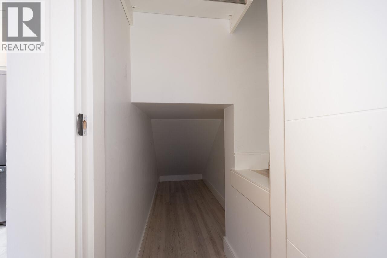 202 4548 Hastings Street, Burnaby, British Columbia  V5C 2K4 - Photo 21 - R3061576