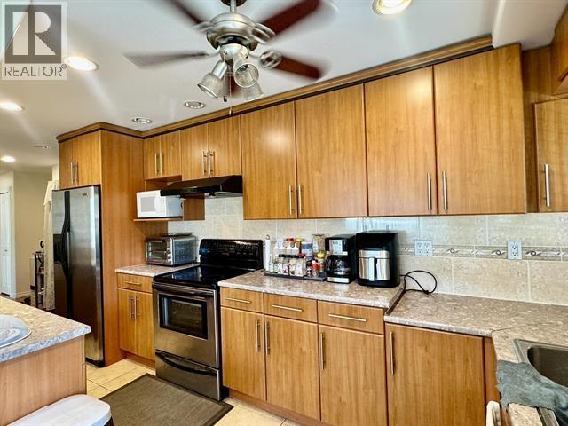 208 815 Fourth Avenue, New Westminster, British Columbia  V3M 1S8 - Photo 4 - R3061593