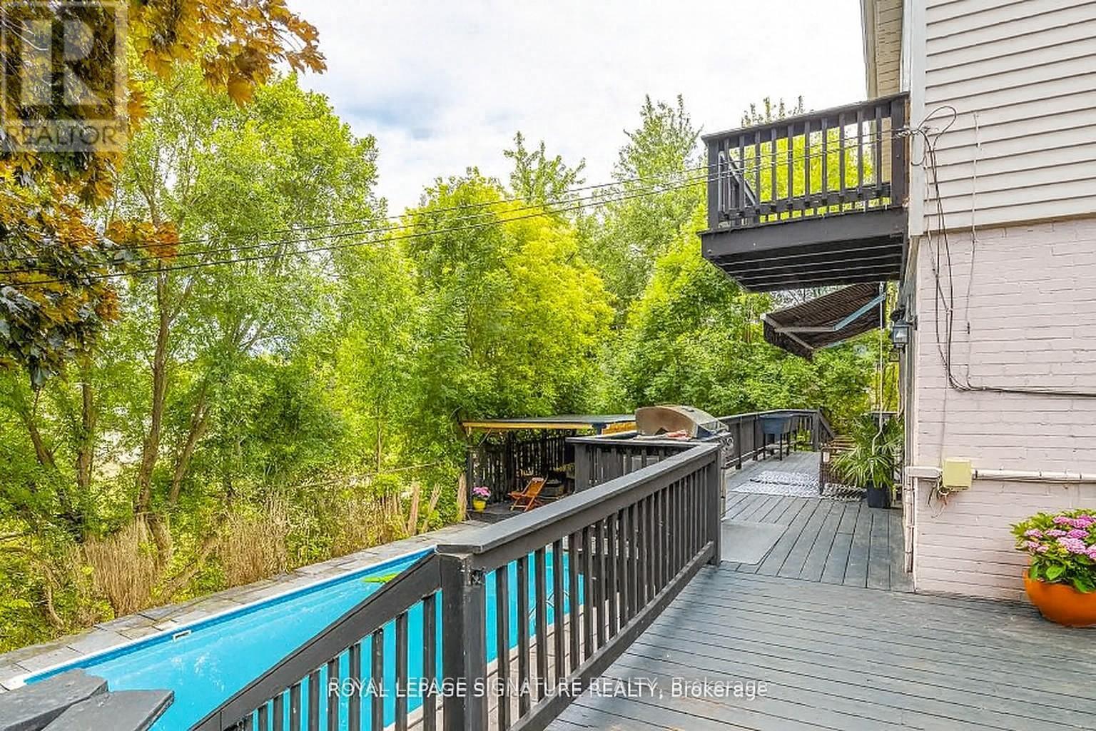 105 Catalina Drive, Toronto (Guildwood), Ontario  M1M 1K7 - Photo 24 - E12427437