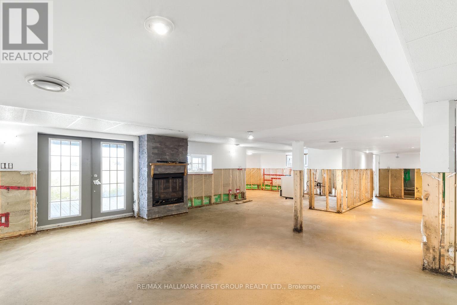 2898 County 2 Road, Prince Edward County, Ontario  K0K 1A0 - Photo 18 - X12444454