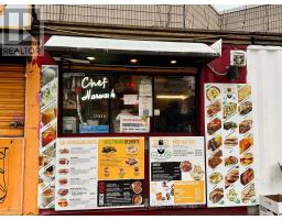 707 DUNDAS STREET W, Toronto, Ontario