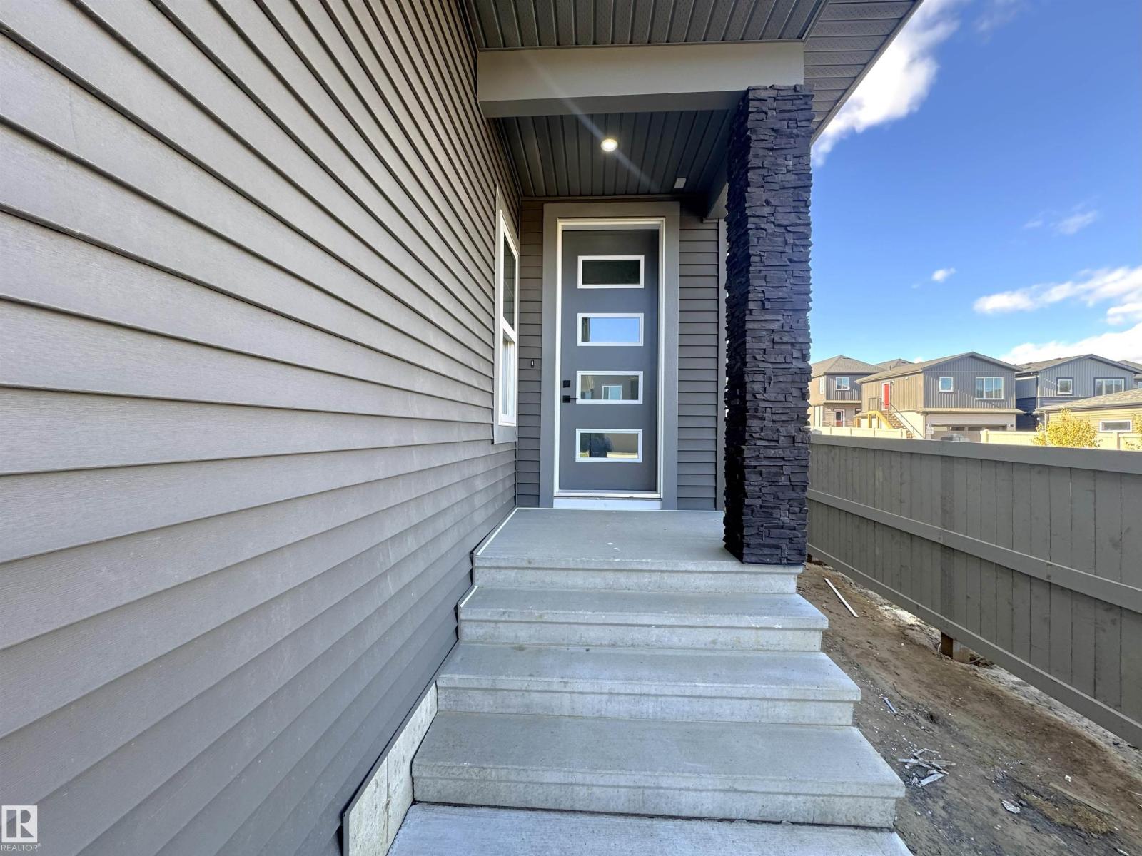 1558 Siskin Link Li Nw, Edmonton, Alberta  T5S 0V1 - Photo 3 - E4461590