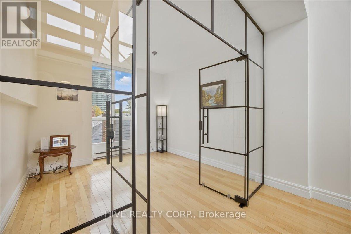 D - 957 Broadview Avenue, Toronto, Ontario  M4K 2R5 - Photo 30 - E12479660